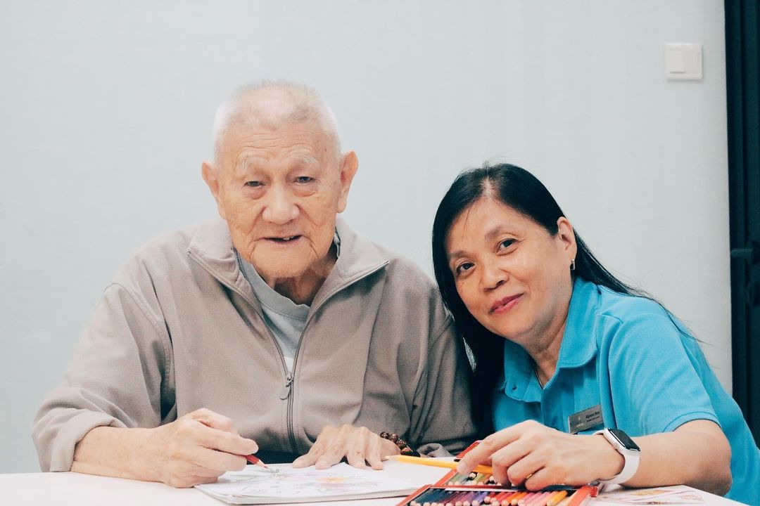 A Personalized Care nurse with a resident